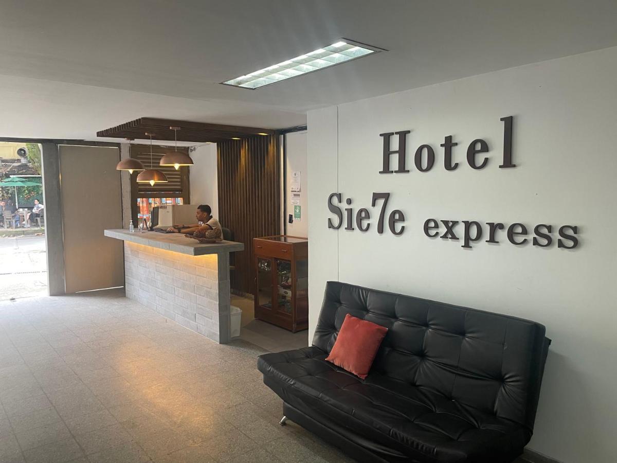 Hotel Sie7E Express Medellín Extérieur photo